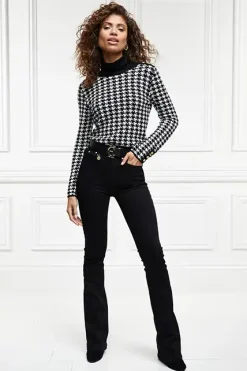 Classic Roll Neck Knit