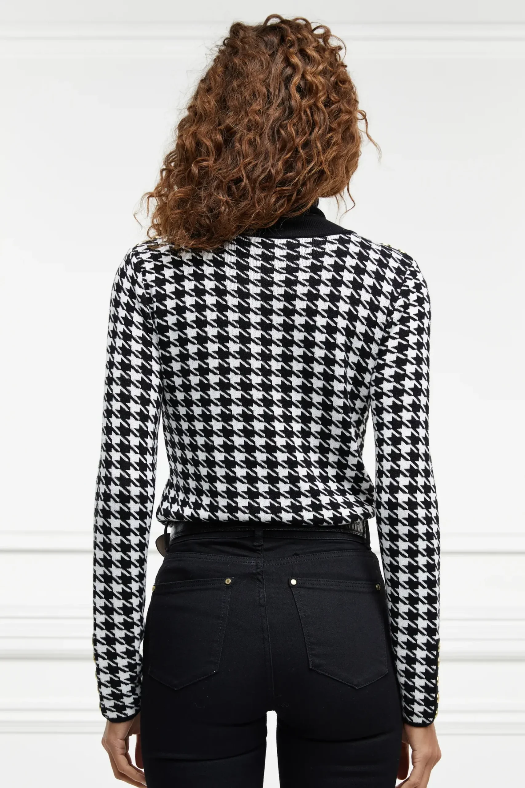 Classic Roll Neck Knit