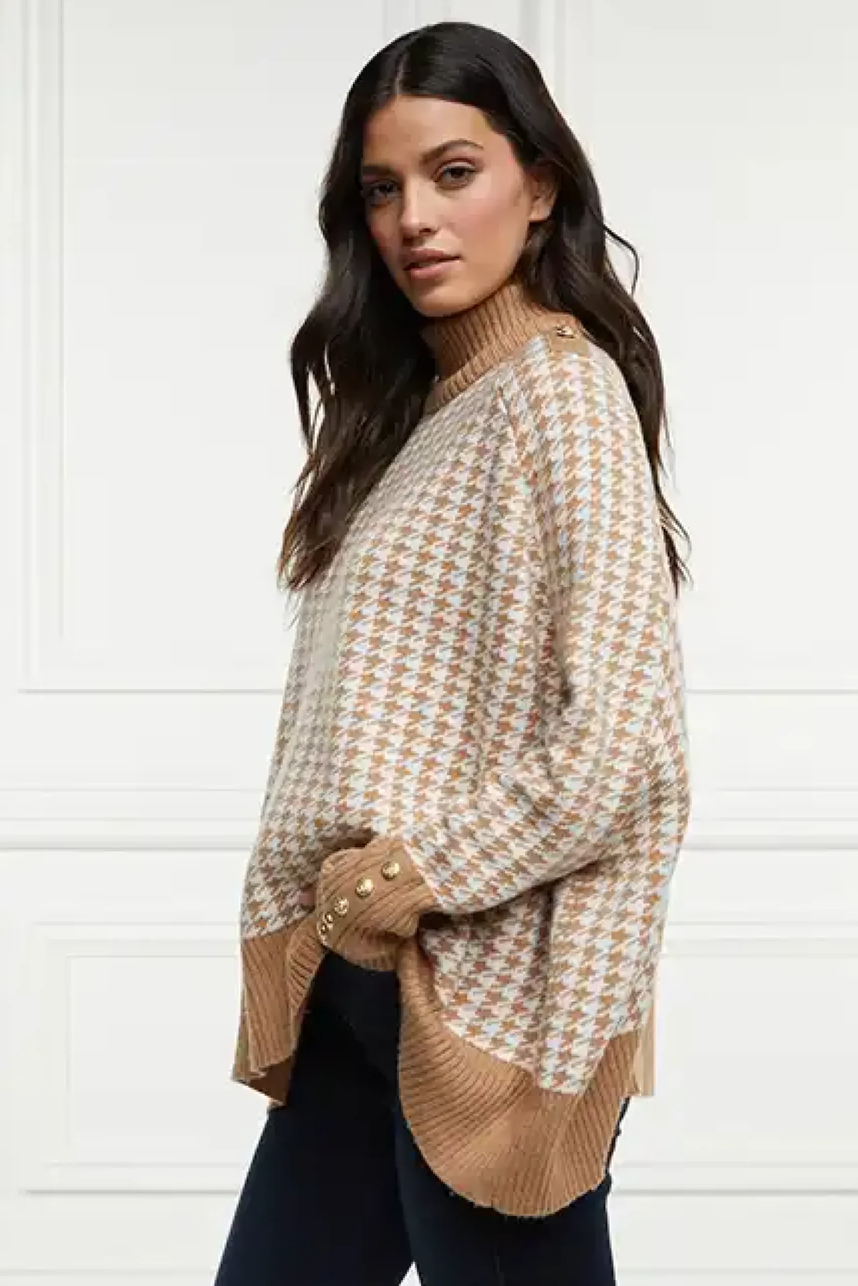 Kingsbury Cape Knit